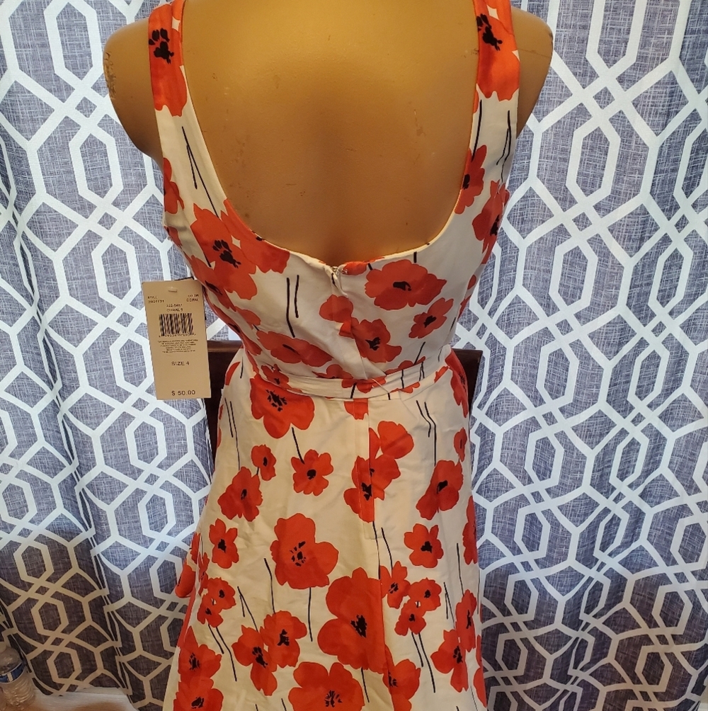 Beautiful Breaking Loose Floral Dress - Picture 3 of 5
